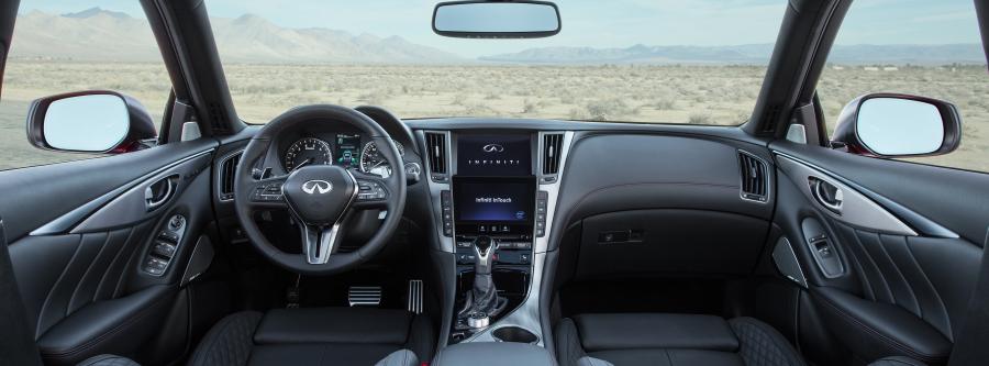 Торпедо Infiniti Q50 Red Sport 400 2017 года  (WW) (фото 32 из 41)